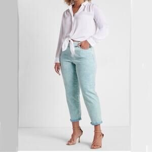 Express Boyfriend Mid Rise Mint Tinted Color Jeans Size 6 NWT